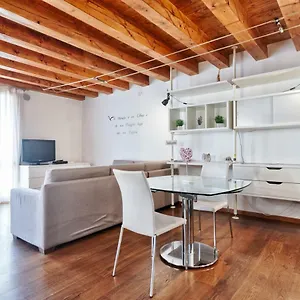 La Casa Di Leo Appartement